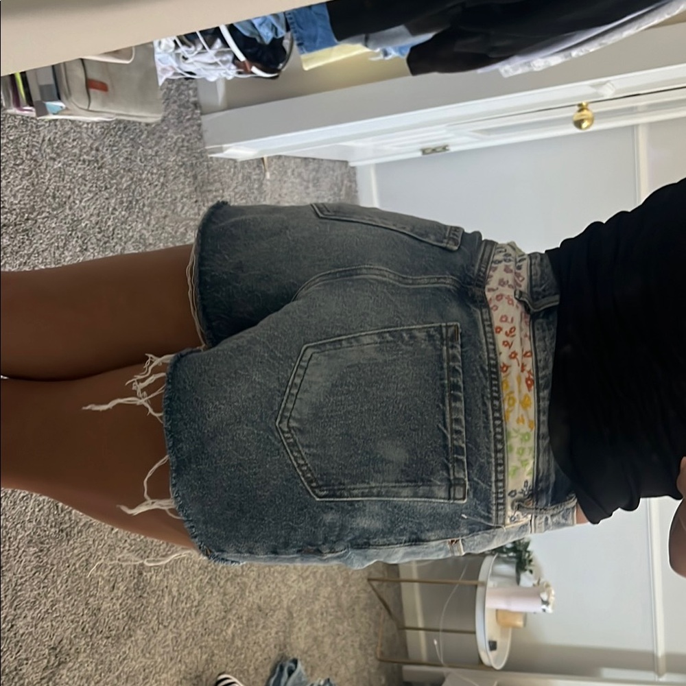 Stylish Denim Cutoff Shorts